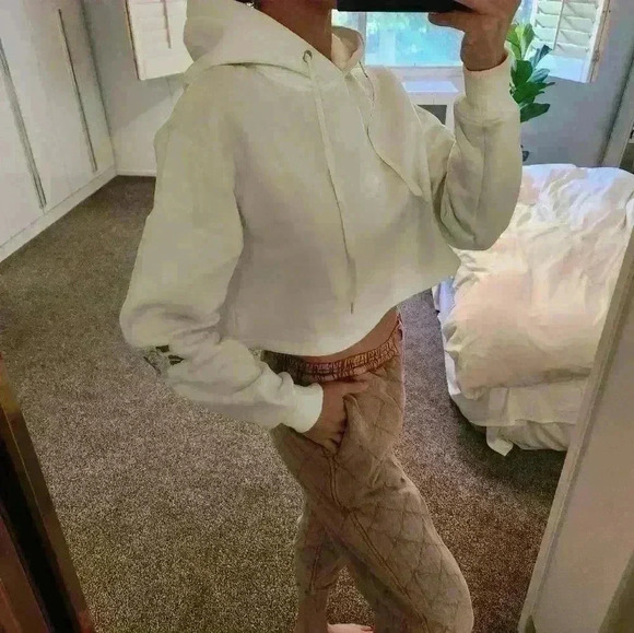 WHITE Paris Cropped Hoodie 100% Cotton Fleece White Rose Embroidery - Picture 13 of 16